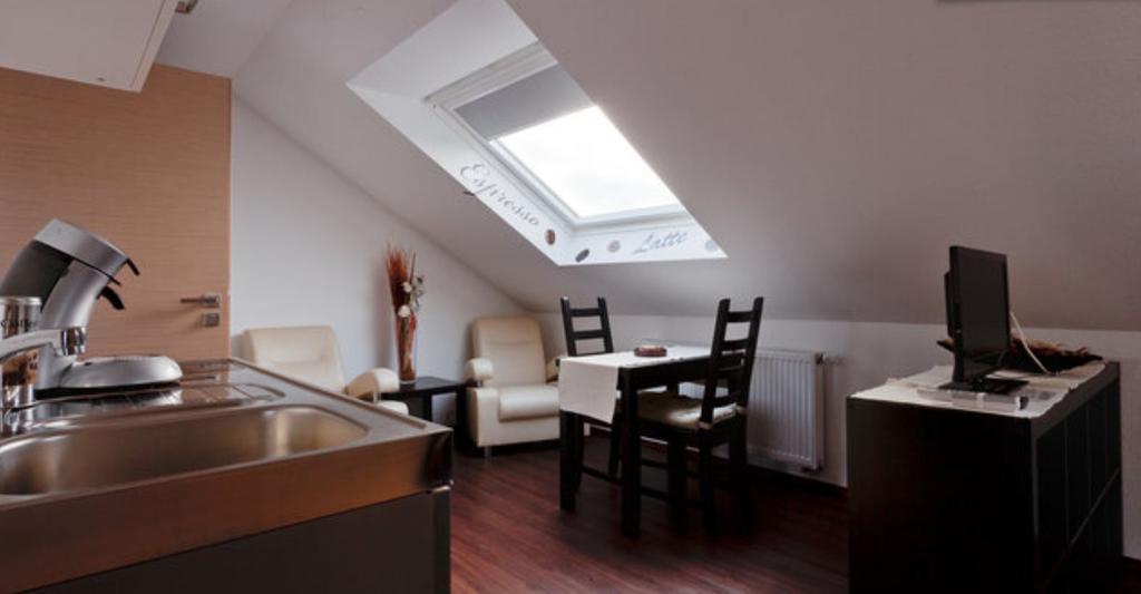 Pension Haselmann Munster  Rum bild